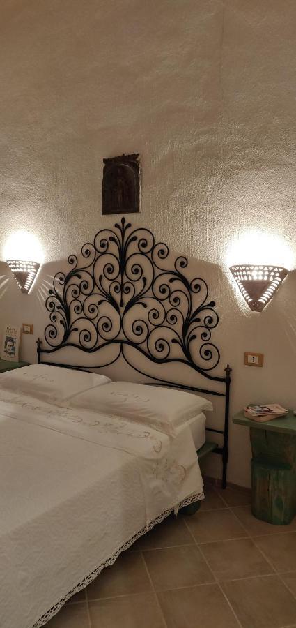 Cantina Perandria Bed & Breakfast Monti Екстериор снимка